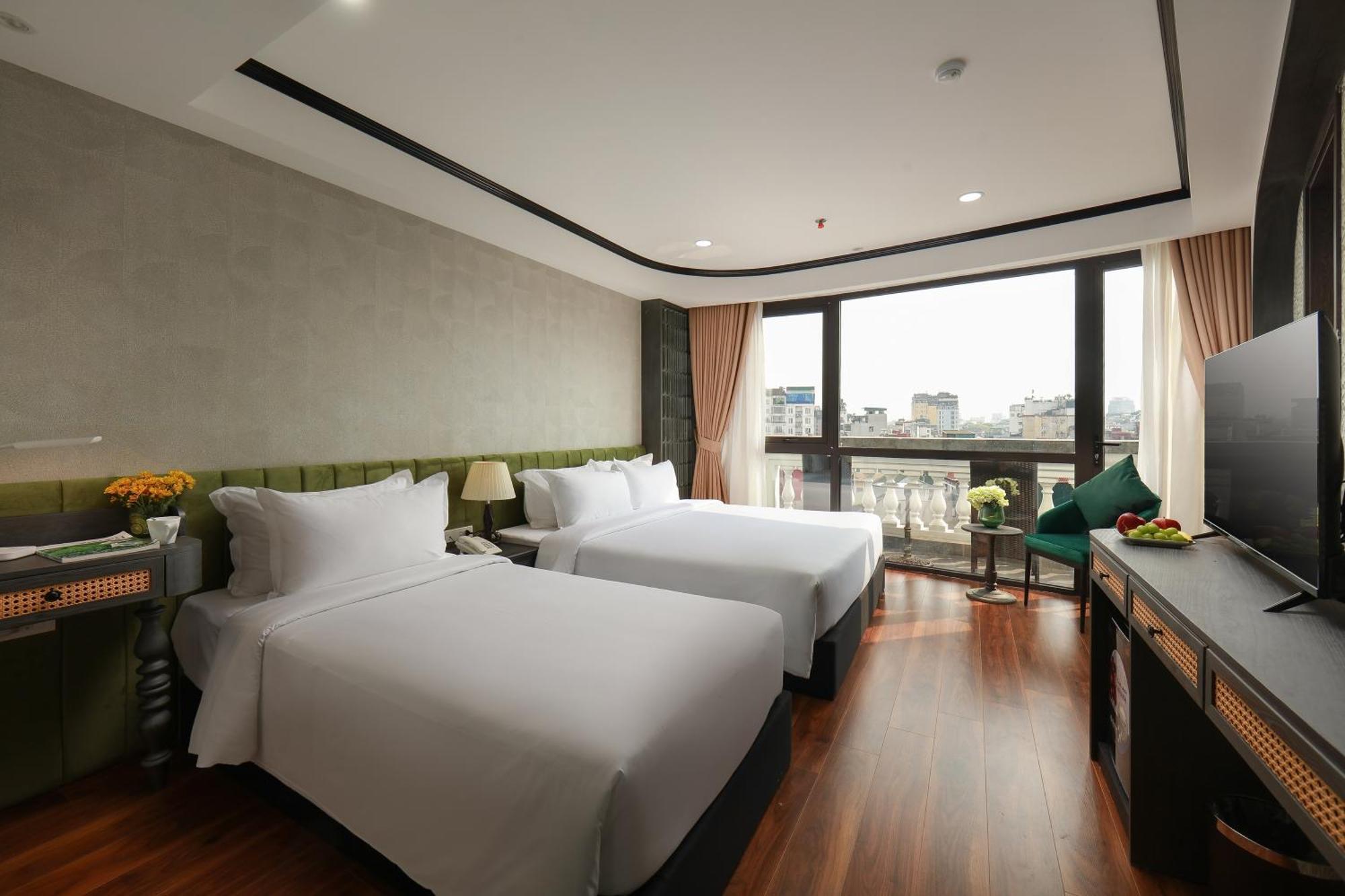 Hanoi Plaza Suite Hotel & Spa Exterior photo