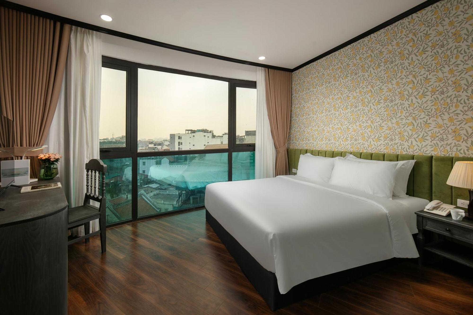 Hanoi Plaza Suite Hotel & Spa Exterior photo